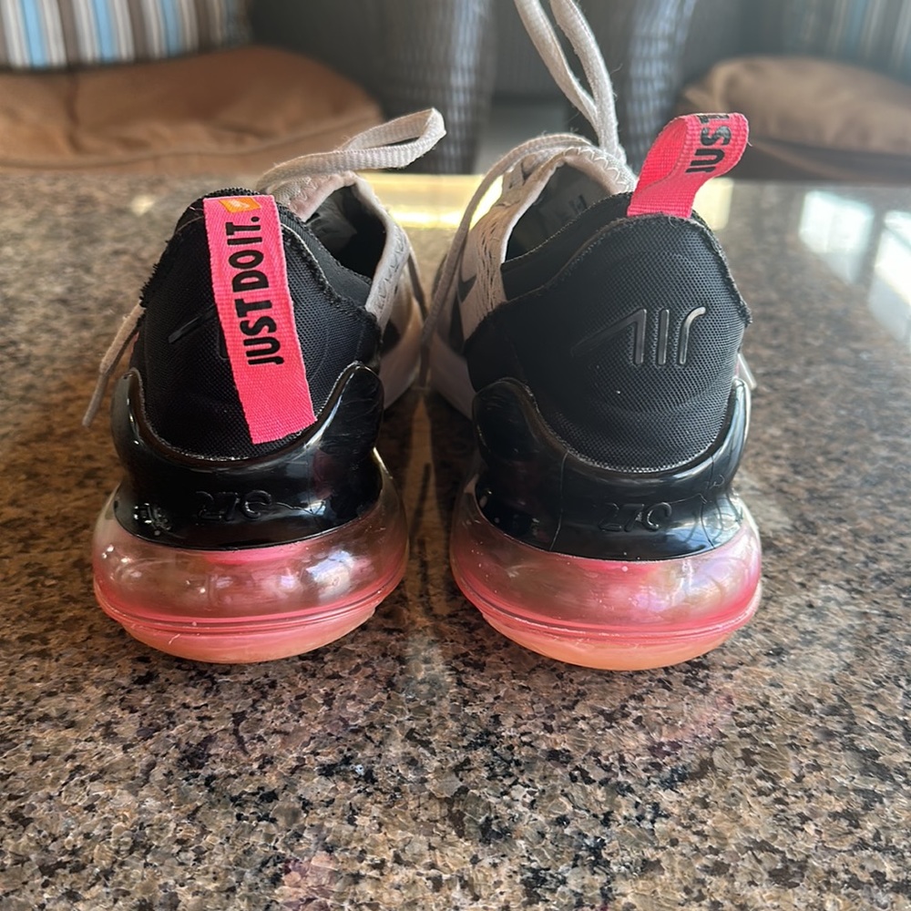 Nike Air 70 - Picture 3 of 5